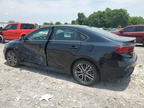 3KPF54AD6RE737857 2024 KIA FORTE - Image 2