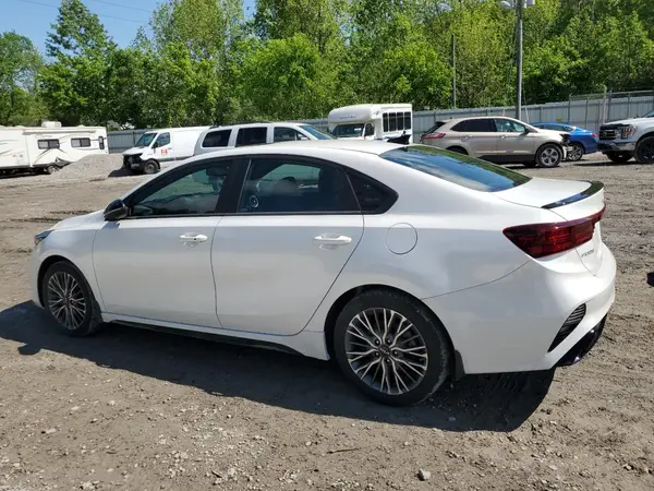3KPF54AD6RE741357 2024 KIA FORTE - Image 2