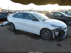 3KPF54AD6RE742458 2024 KIA FORTE