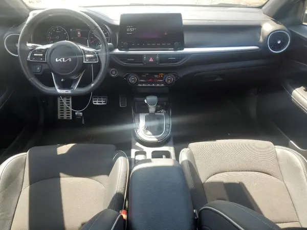 3KPF54AD6RE753010 2024 KIA FORTE - Image 8