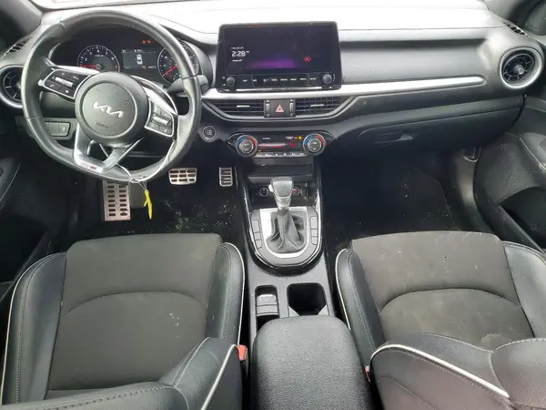 3KPF54AD6RE753928 2024 KIA FORTE - Image 8