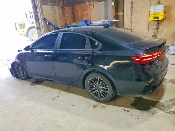 3KPF54AD6RE756084 2024 KIA FORTE - Image 2