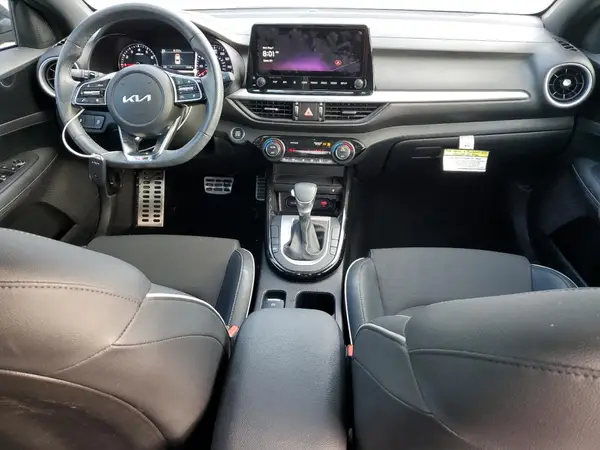 3KPF54AD6RE763875 2024 KIA FORTE - Image 8
