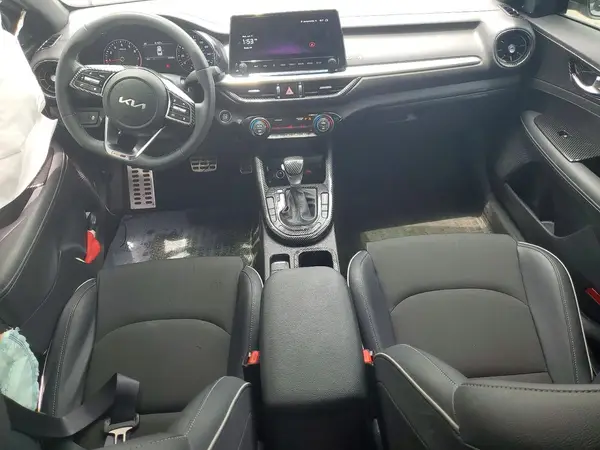 3KPF54AD6RE771085 2024 KIA FORTE - Image 8
