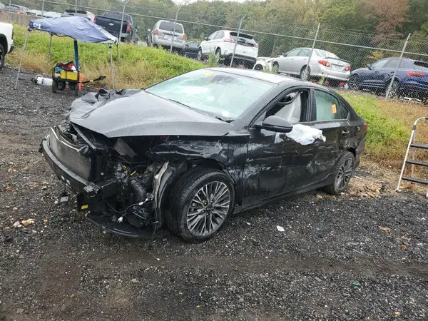 3KPF54AD6RE781499 2024 KIA FORTE - Image 1