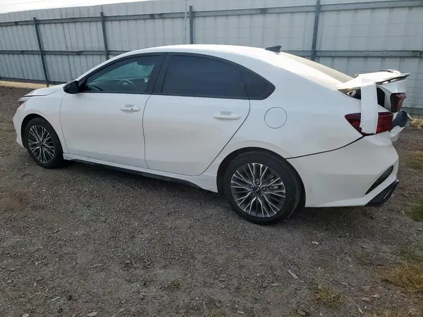 3KPF54AD6RE787464 2024 KIA FORTE - Image 2