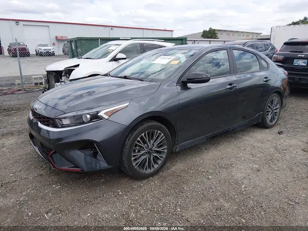 3KPF54AD6RE790770 2024 KIA FORTE - Image 2