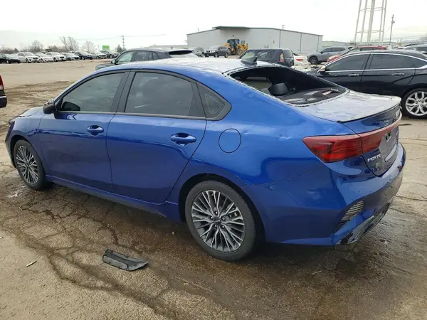 3KPF54AD6RE796407 2024 KIA FORTE - Image 2