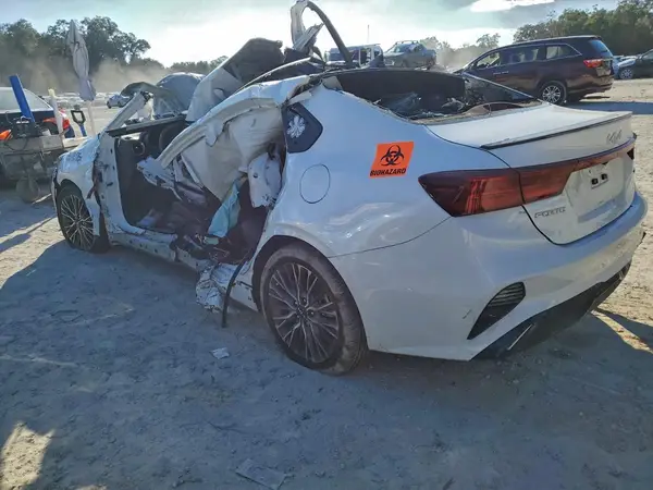 3KPF54AD6RE799212 2024 KIA FORTE - Image 2