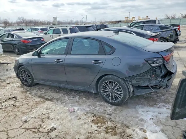 3KPF54AD6RE802528 2024 KIA FORTE - Image 2