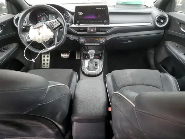 3KPF54AD6RE805526 2024 KIA FORTE - Image 8