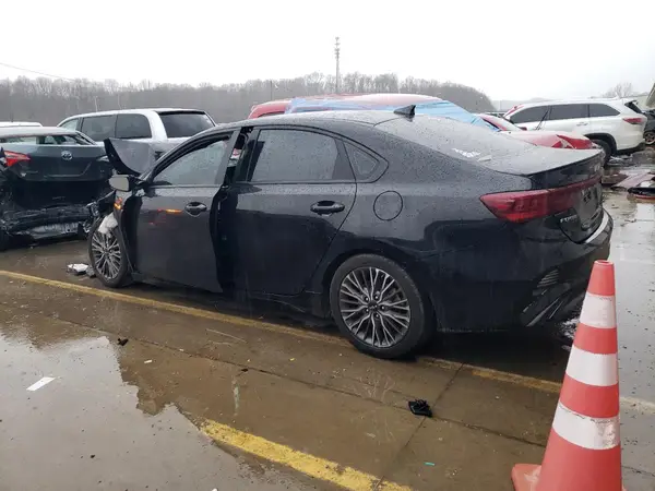 3KPF54AD6RE808121 2024 KIA FORTE - Image 2