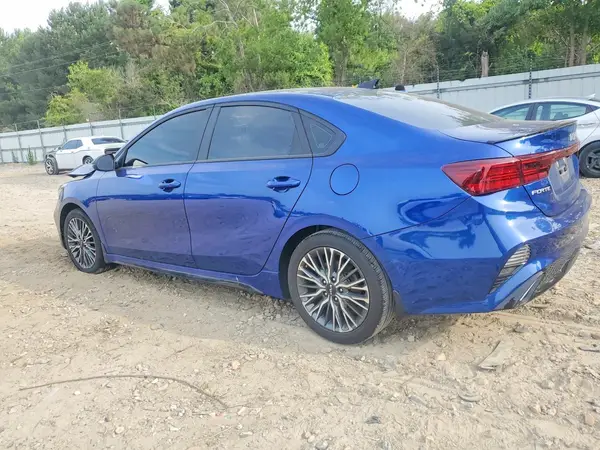 3KPF54AD6RE811407 2024 KIA FORTE - Image 2