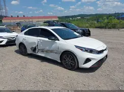 3KPF54AD6RE812301 2024 KIA FORTE