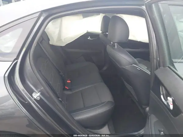 3KPF54AD6RE816266 2024 KIA FORTE - Image 8
