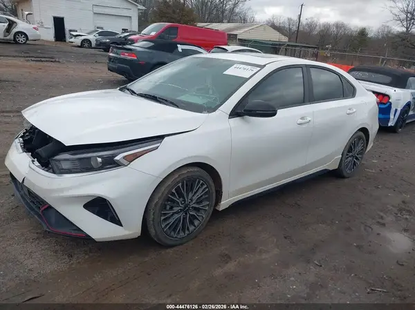 3KPF54AD6RE817692 2024 KIA FORTE - Image 2