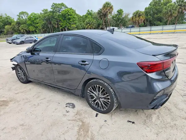 3KPF54AD6RE819250 2024 KIA FORTE - Image 2