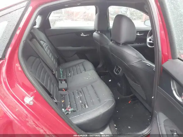 3KPF54AD6RE823430 2024 KIA FORTE - Image 8