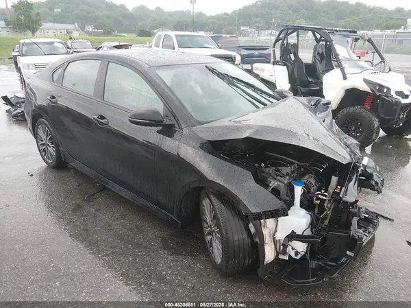 3KPF54AD6RE826246 2024 KIA FORTE - Image 1