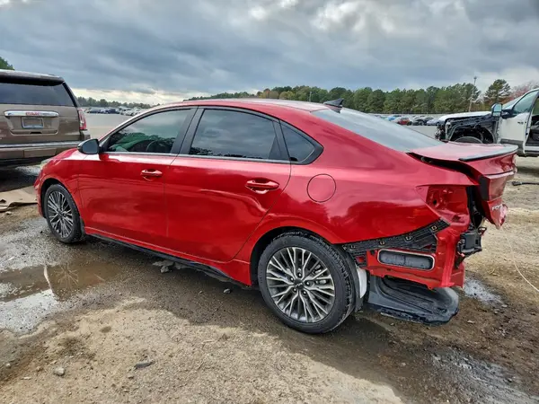 3KPF54AD6RE832208 2024 KIA FORTE - Image 2