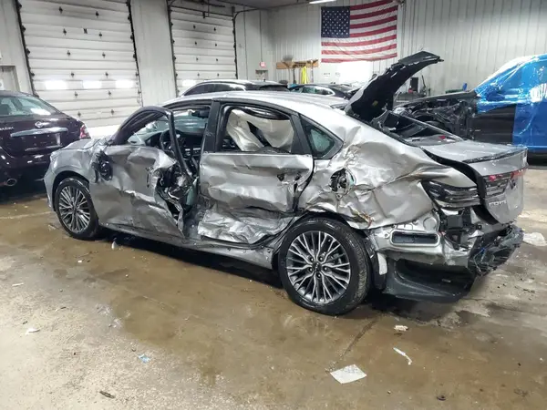 3KPF54AD6RE833729 2024 KIA FORTE - Image 2