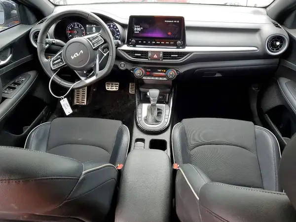 3KPF54AD6RE835464 2024 KIA FORTE - Image 8