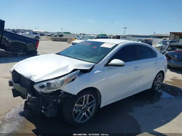 3KPF54AD7KE029140 2019 KIA FORTE - Image 2