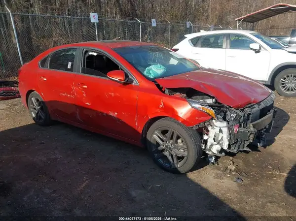 3KPF54AD7KE086115 2019 KIA FORTE - Image 1