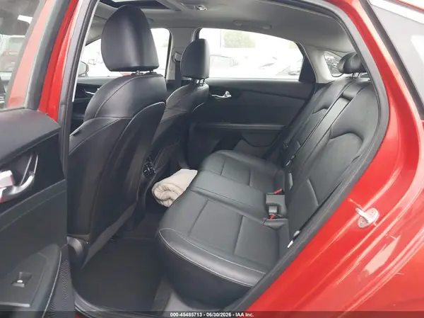 3KPF54AD7KE086650 2019 KIA FORTE - Image 8
