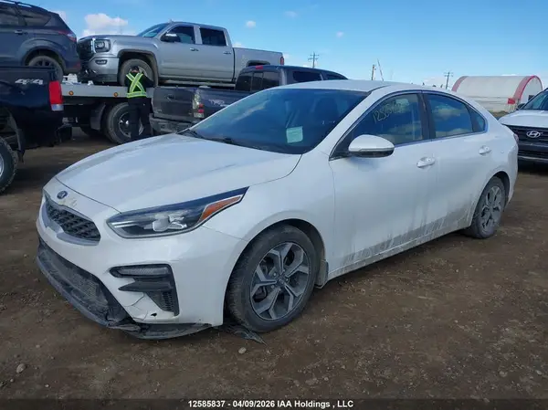 3KPF54AD7KE088902 2019 KIA FORTE - Image 2