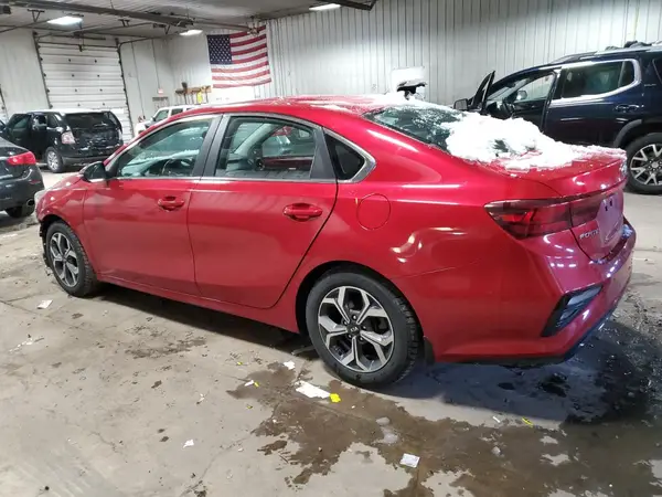 3KPF54AD7KE102202 2019 KIA FORTE - Image 2