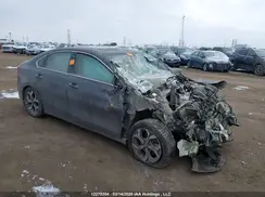 3KPF54AD7KE116732 2019 KIA FORTE