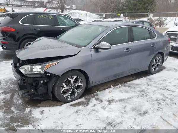 3KPF54AD7LE218114 2020 KIA FORTE - Image 2