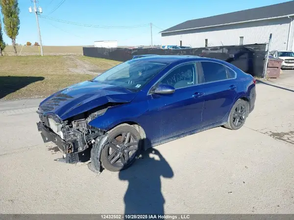 3KPF54AD7ME334771 2021 KIA FORTE - Image 2