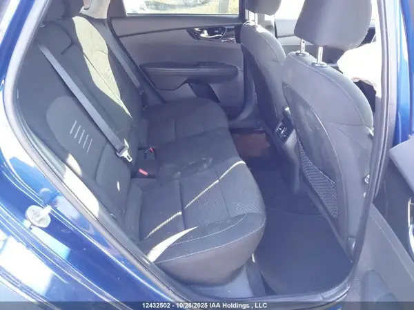 3KPF54AD7ME334771 2021 KIA FORTE - Image 8