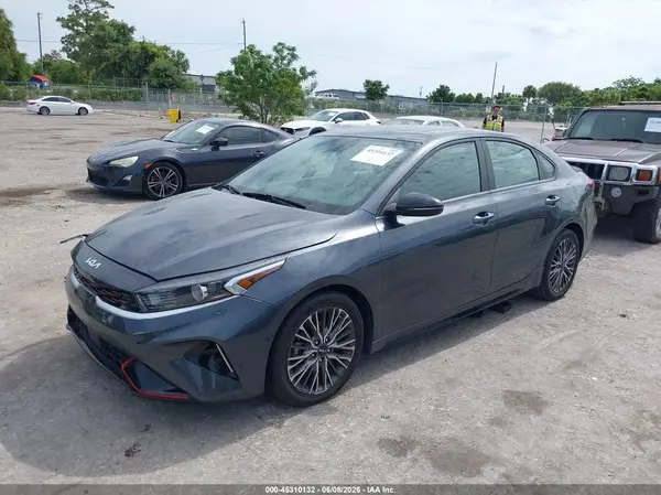 3KPF54AD7NE422365 2022 KIA FORTE - Image 2