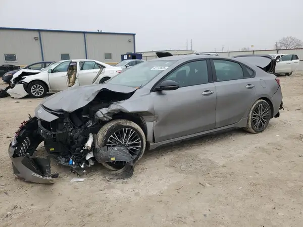 3KPF54AD7NE429915 2022 KIA FORTE - Image 1