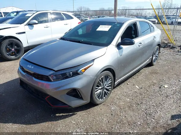 3KPF54AD7NE436217 2022 KIA FORTE - Image 2