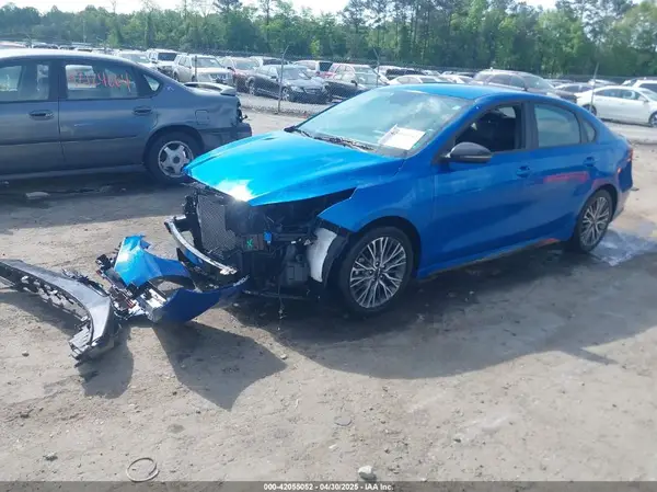 3KPF54AD7NE442356 2022 KIA FORTE - Image 2