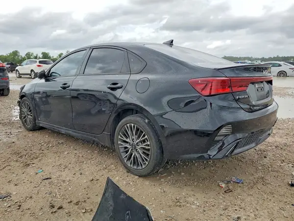 3KPF54AD7NE444236 2022 KIA FORTE - Image 2