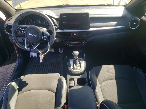 3KPF54AD7NE446858 2022 KIA FORTE - Image 8