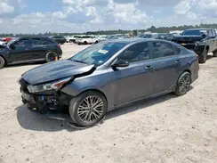 3KPF54AD7NE451557 2022 KIA FORTE