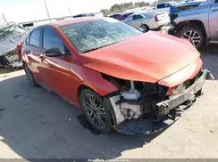 3KPF54AD7NE451882 2022 KIA FORTE