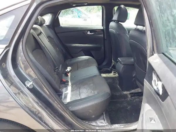 3KPF54AD7NE454720 2022 KIA FORTE - Image 8