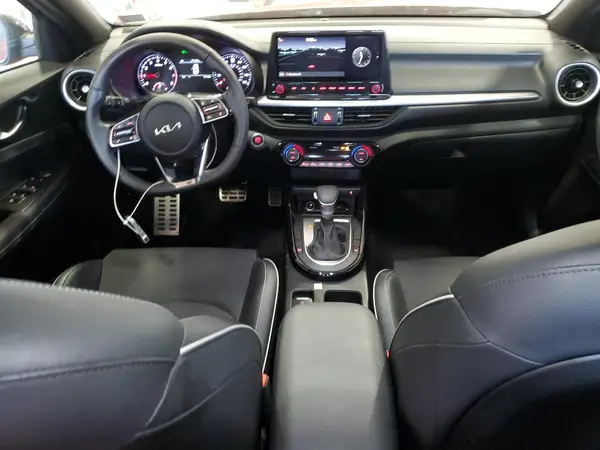 3KPF54AD7NE473638 2022 KIA FORTE - Image 8