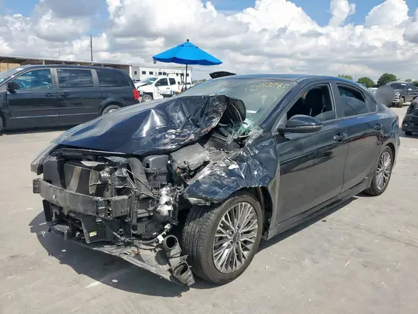 3KPF54AD7NE479620 2022 KIA FORTE - Image 1