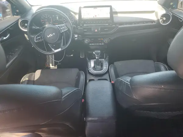 3KPF54AD7NE485790 2022 KIA FORTE - Image 8