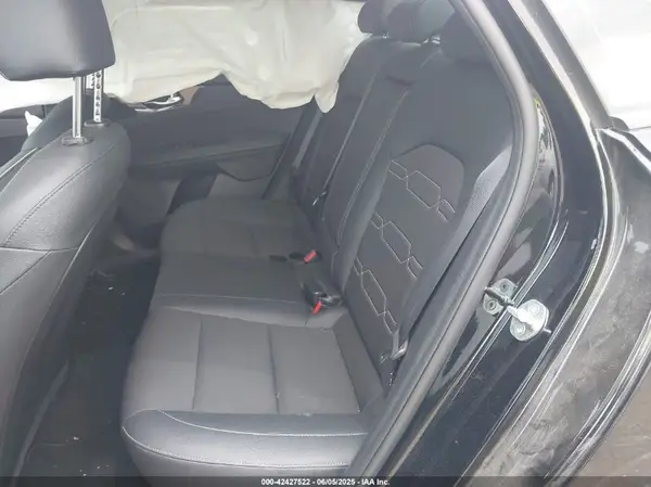 3KPF54AD7NE494862 2022 KIA FORTE - Image 8