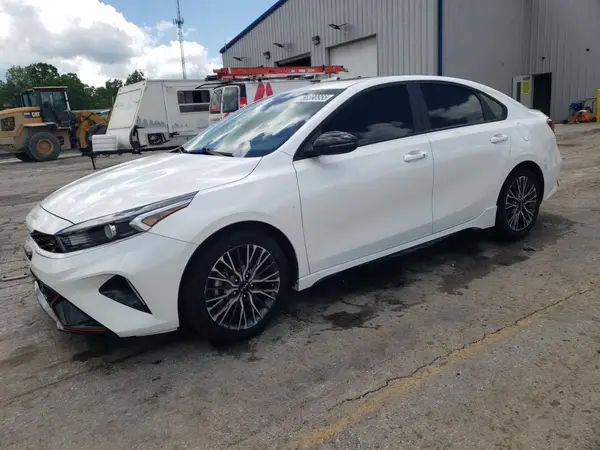 3KPF54AD7NE496871 2022 KIA FORTE - Image 1