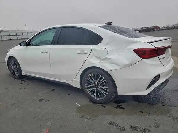 3KPF54AD7NE507450 2022 KIA FORTE - Image 2